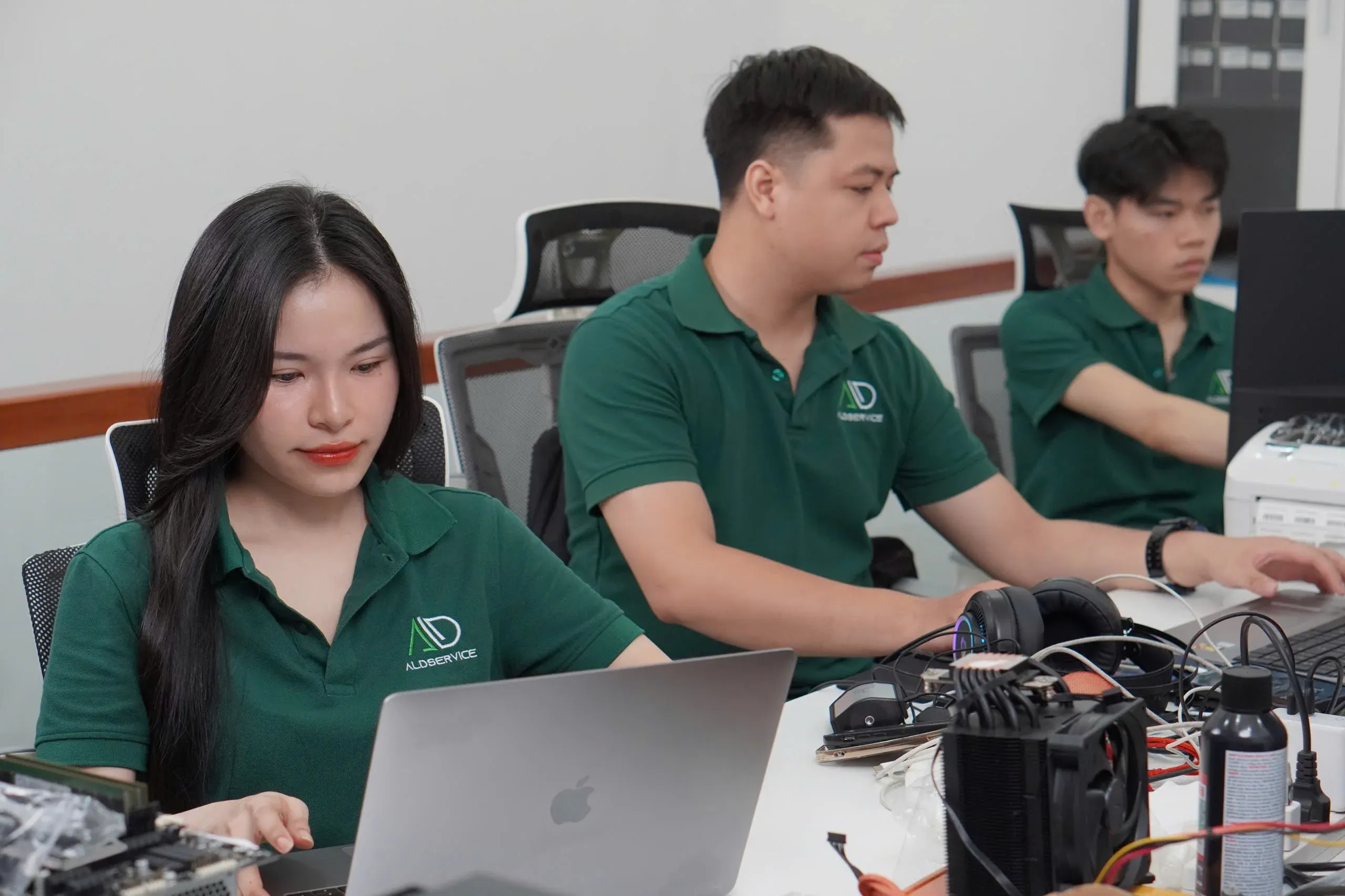 Dịch Vụ Bảo Trì Máy Tính tại nhà TP.HCM – Kỹ thuật viên ALD Service
